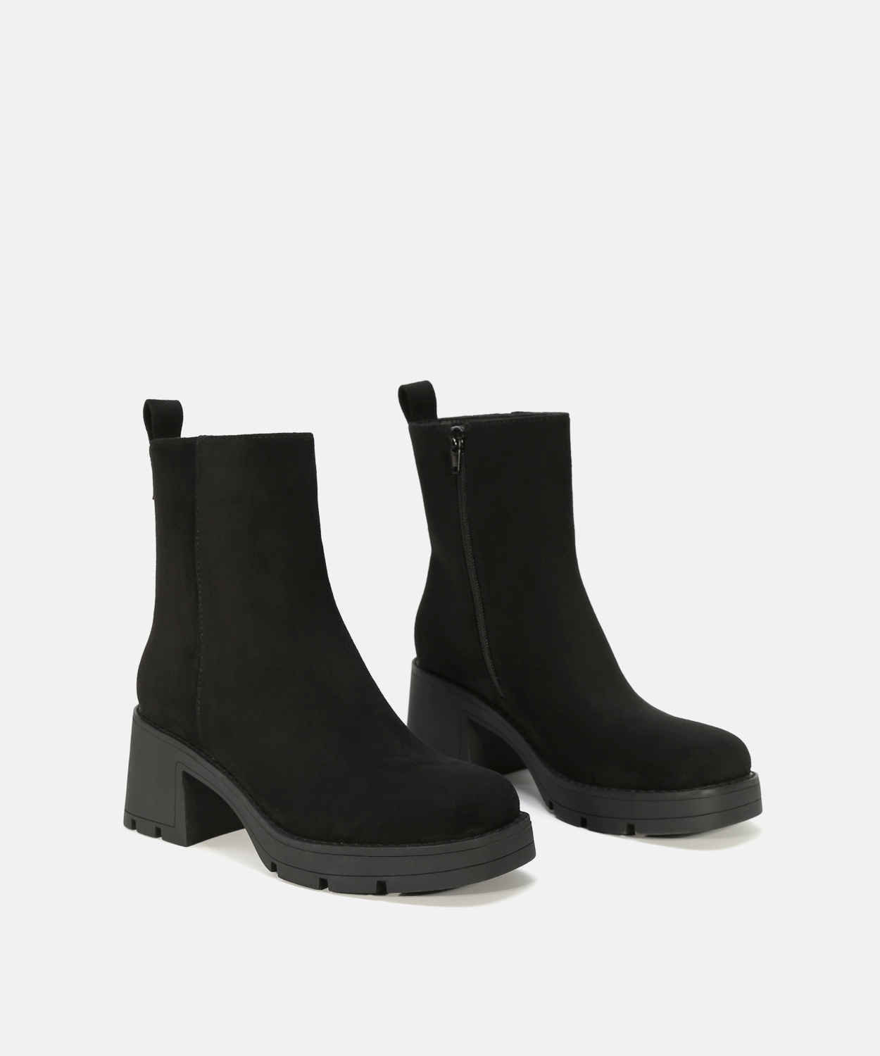 Botines b&aacute;sicos tac&oacute;n plataforma